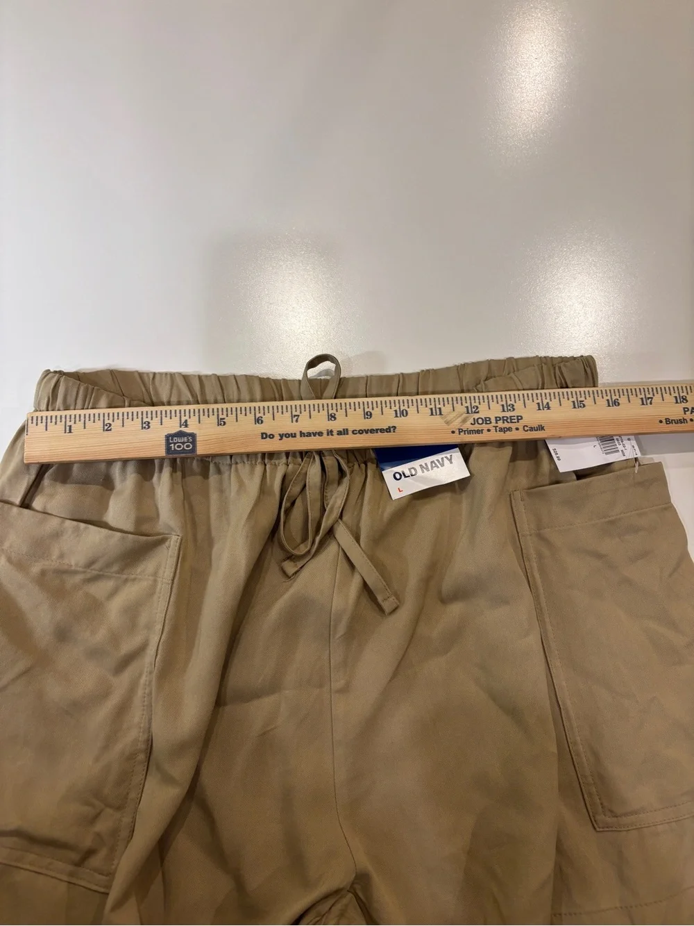 Old‎ Navy NWT Women's Tan Drawstring Cargo Shorts Pull On High Waist Sz L casual